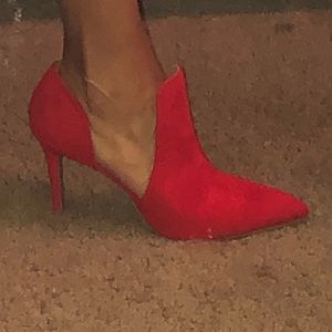 Gorgeous red 👠